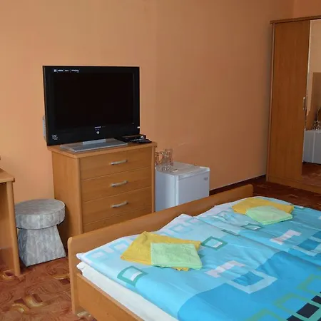 Paradise Hotel