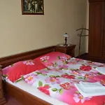 Paradise Hotel 3*