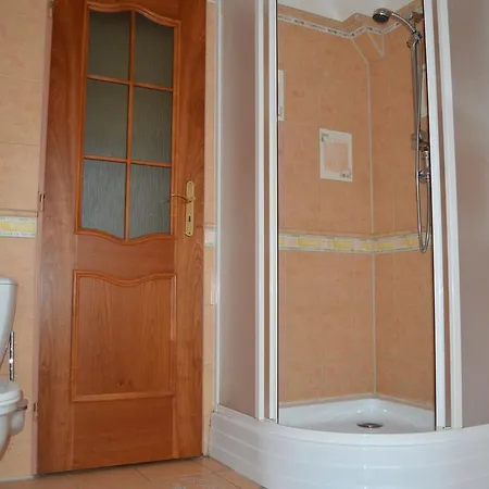 Paradise ホテル オストラヴァ