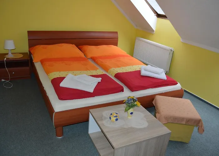 Paradise Hotell 3*