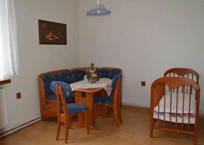 Hotell Paradise 3*